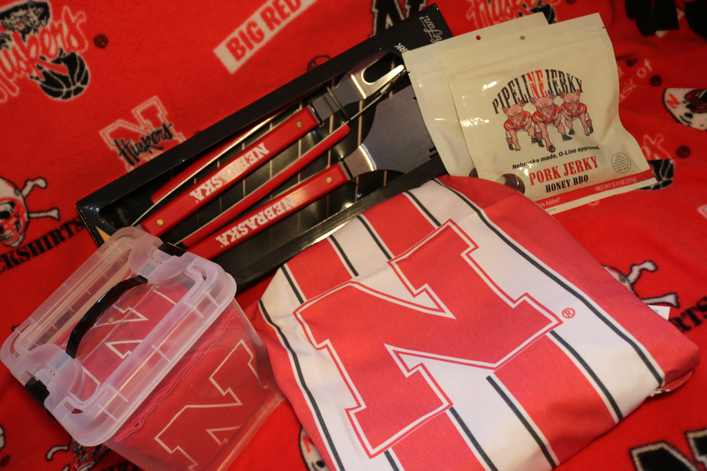 Husker Tailgate Dominator Gift Box